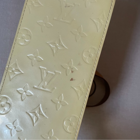 Louis Vuitton authentic small tote (white pearl colour) - Picture 3 of 13